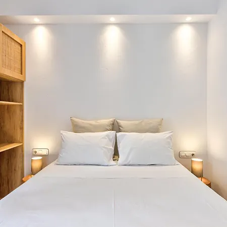 Silver Petra Apartment *